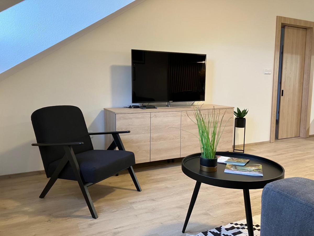 Vacov Apartman Nahore מראה חיצוני תמונה