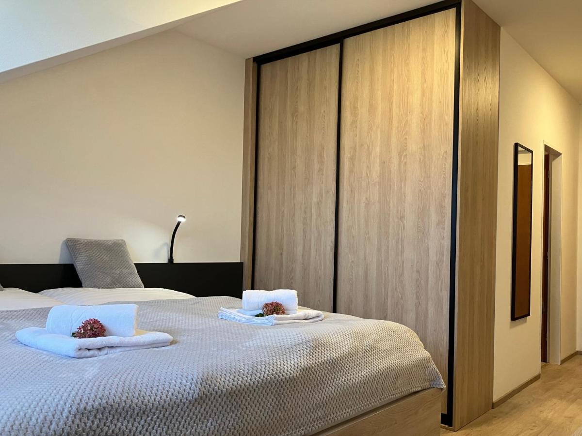 Vacov Apartman Nahore מראה חיצוני תמונה